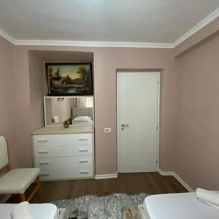 Cenis Apartment Tirana Exterior photo