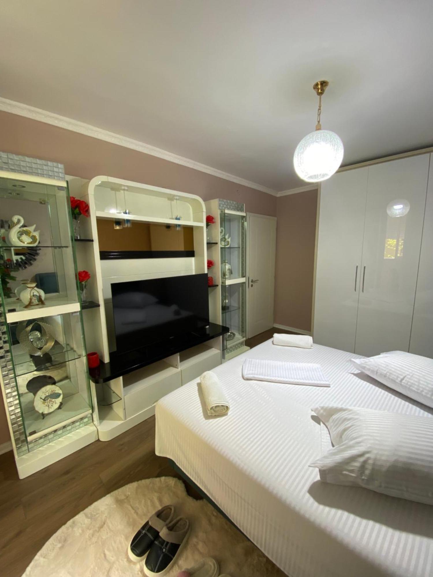 Cenis Apartment